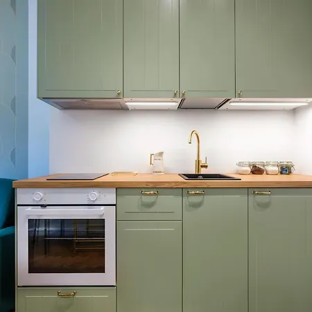 Quiet Courtyard By Tyzenhauz Apartman