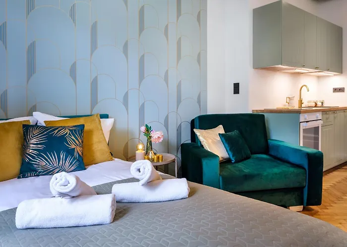 Quiet Courtyard By Tyzenhauz Appartement *