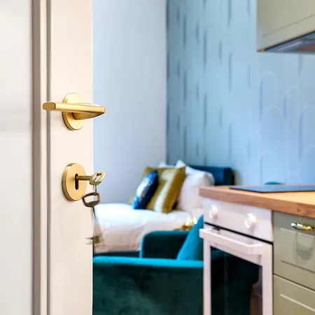 아파트 Quiet Courtyard By Tyzenhauz 크라쿠프